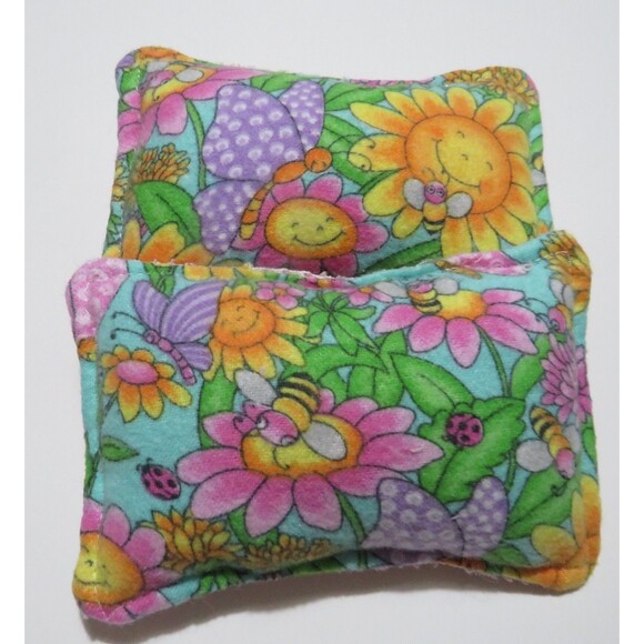 Handmade Reusable Dish Sponge, Flowers and Bee Scrubby, Set of 2 - Picture 1 of 3